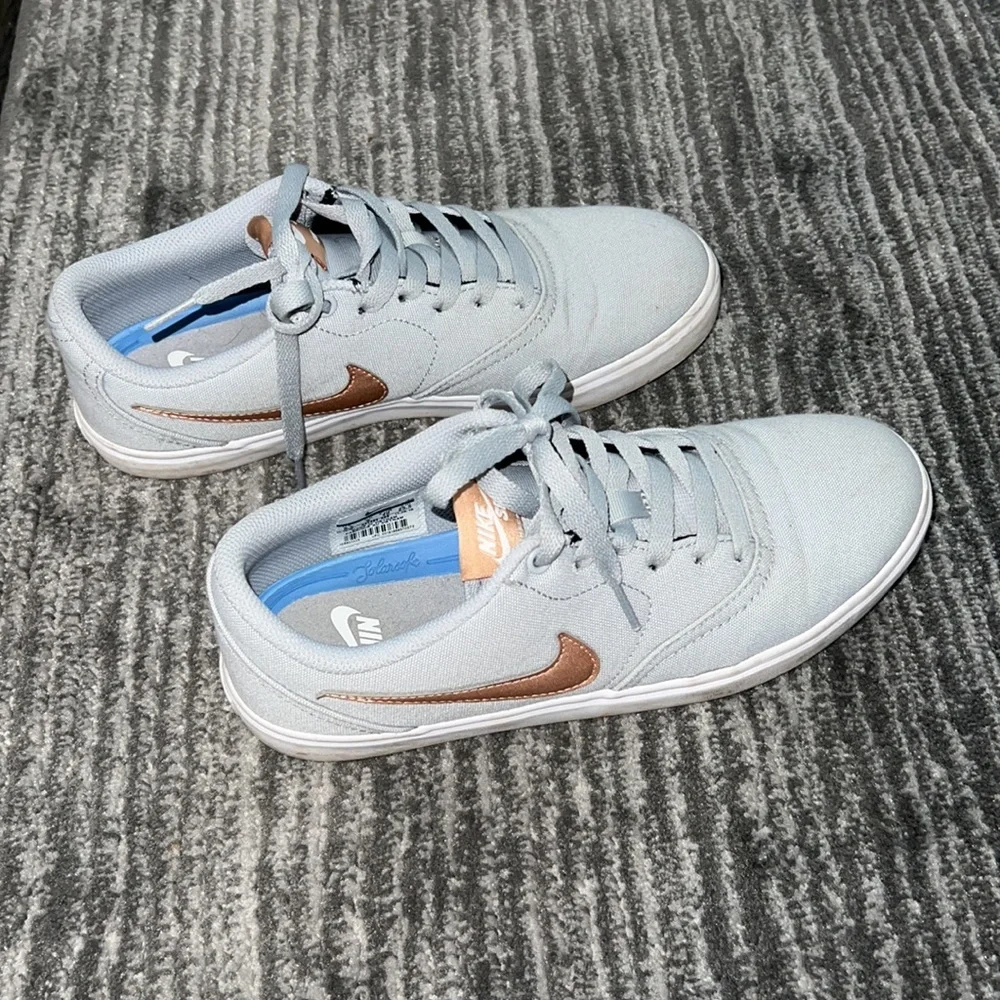 Nike Shoes-USED